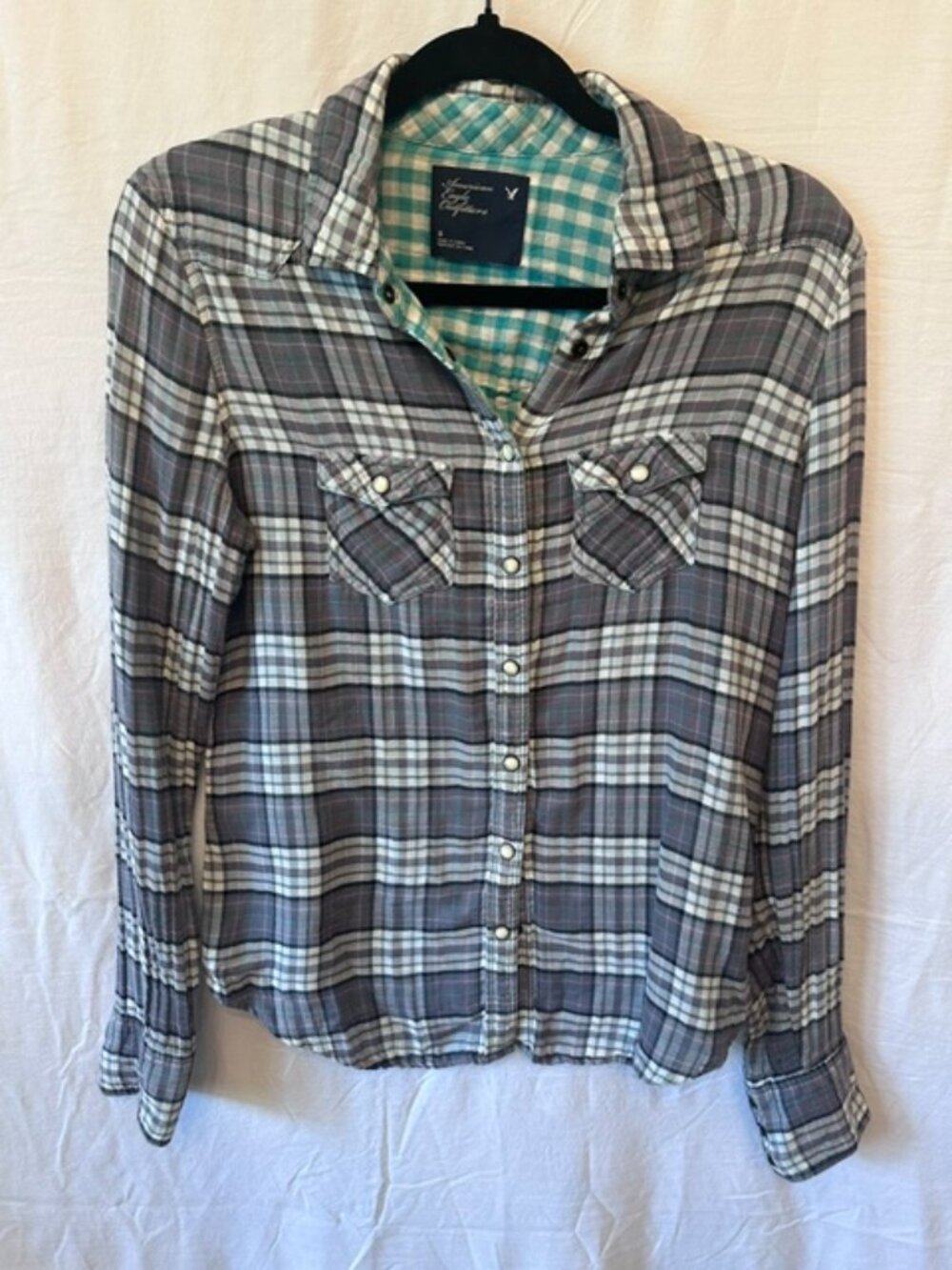 American Eagle Outfitters Women's M Plaid Button Up Shirt Gray Teal 100% Cotton